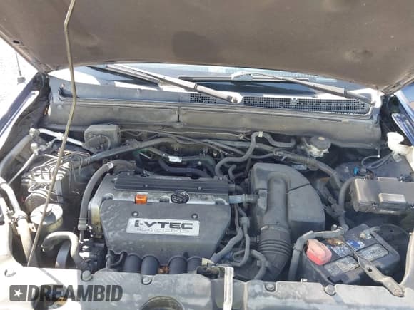 ✅ 2005 Honda CR-V LX • VIN: SHSRD68555U308619 • Lot: 43559793. Listed on IAAI with 218,460 mi. Free auction sales archive from the USA and detailed vehicle history report at DreamBid. Image 10.