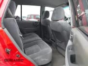 ✅ 2004 Hyundai Santa Fe GLS • VIN: KM8SC13D54U737192 • Lot: 43079988. Listed on IAAI with 208,616 mi. Free auction sales archive from the USA and detailed vehicle history report at DreamBid. Image 8.