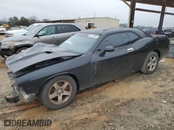 ✅ 2009 Dodge Challenger SE • VIN: 2B3LJ44V89H559734 • Lot: 42571805. Wystawiony na Copart z przebiegiem 189 616 mil. Bezpłatny archiwum sprzedaży aukcyjnych z USA i szczegółowy raport historii pojazdu na DreamBid. Zdjęcie 1.