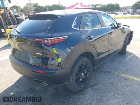 ✅ 2024 Mazda CX-30 S Select Sport • VIN: 3MVDMBBMXRM665739 • Лот: 43565067. Опубликован ранее на IAAI с пробегом 35 254 миль. Бесплатный доступ к архиву аукционных продаж из США и подробный отчёт об истории автомобиля на DreamBid. Изображение 4.