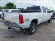 ✅ 2006 Chevrolet Silverado 2500HD LT2 • VIN: 1GCHK23D96F257428 • Лот: 42182345. Опубликован ранее на IAAI с пробегом 299 406 миль. Бесплатный доступ к архиву аукционных продаж из США и подробный отчёт об истории автомобиля на DreamBid. Изображение 4.