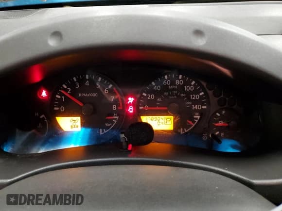 ✅ 2005 Nissan Frontier LE • VIN: 1N6AD06W15C414671 • Lot: 85641464. Listed on Copart with 178,904 mi. Free auction sales archive from the USA and detailed vehicle history report at DreamBid. Image 9.