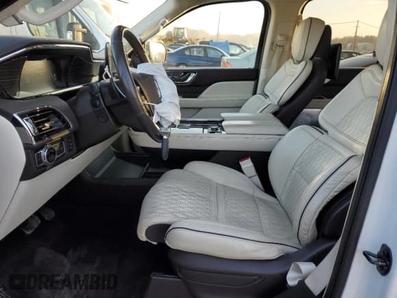 ✅ 2021 Lincoln Navigator Black Label • VIN: 5LMJJ3TT5MEL00238 • Лот: 76951964. Опубликован ранее на Copart с пробегом 69 712 миль. Бесплатный доступ к архиву аукционных продаж из США и подробный отчёт об истории автомобиля на DreamBid. Изображение 7.