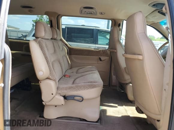 ✅ 1998 Dodge Caravan SE • VIN: 1B4GP44R5WB678134 • Lot: 54435585. Listed on Copart with 114,279 mi. Free auction sales archive from the USA and detailed vehicle history report at DreamBid. Image 11.