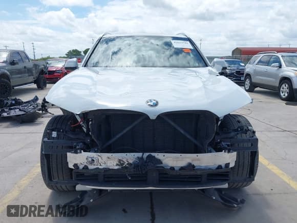 ✅ 2020 BMW X5 sDrive40i • VIN: 5UXCR4C06LLE30660 • Lot: 42613791. Wystawiony na IAAI z przebiegiem 61 384 mil. Bezpłatny archiwum sprzedaży aukcyjnych z USA i szczegółowy raport historii pojazdu na DreamBid. Zdjęcie 13.