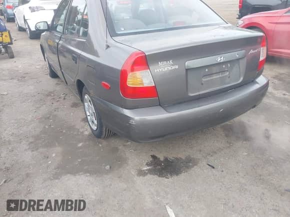 2002 Hyundai Accent GL с VIN KMHCG45C82U317289, выставлен на аукционе IAAI как лот 43595417 с пробегом 80 216 миль миль и . История ставок и продаж доступна на DreamBid. Изображение 6.