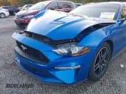 ✅ 2019 Ford Mustang EcoBoost • VIN: 1FA6P8TH0K5152779 • Lot: 43713890. Wystawiony na IAAI z przebiegiem 82 072 mil. Bezpłatny archiwum sprzedaży aukcyjnych z USA i szczegółowy raport historii pojazdu na DreamBid. Zdjęcie 17.