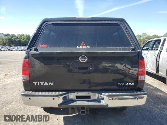 ✅ 2014 Nissan Titan SV • VIN: 1N6AA0ECXEN512196 • Лот: 91383945. Опубликован ранее на Copart с пробегом 164 427 миль. Бесплатный доступ к архиву аукционных продаж из США и подробный отчёт об истории автомобиля на DreamBid. Изображение 6.