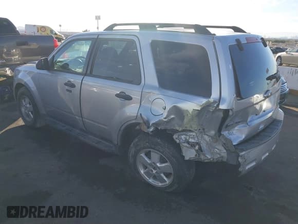 ✅ 2012 Ford Escape XLT • VIN: 1FMCU9DG4CKC51167 • Лот: 41165877. Опубликован ранее на IAAI с пробегом 187 612 миль. Бесплатный доступ к архиву аукционных продаж из США и подробный отчёт об истории автомобиля на DreamBid. Изображение 3.