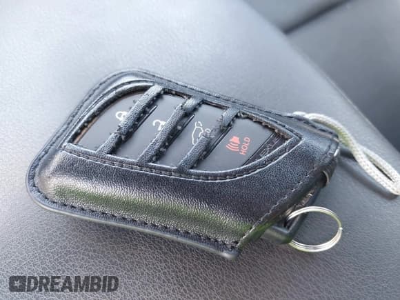 ✅ 2019 Lexus UX 200 • VIN: JTHY3JBH5K2003002 • Lot: 42723126. Wystawiony na IAAI z przebiegiem 147 491 mil. Bezpłatny archiwum sprzedaży aukcyjnych z USA i szczegółowy raport historii pojazdu na DreamBid. Zdjęcie 11.