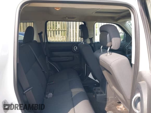 ✅ 2011 Dodge Nitro Heat • VIN: 1D4PU4GX0BW564036 • Lot: 42855542. Listed on IAAI with 156,845 mi. Free auction sales archive from the USA and detailed vehicle history report at DreamBid. Image 8.