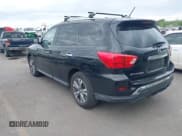 ✅ 2017 Nissan Pathfinder SL • VIN: 5N1DR2MM5HC607078 • Lot: 42188971. Wystawiony na IAAI z przebiegiem 142 753 mil. Bezpłatny archiwum sprzedaży aukcyjnych z USA i szczegółowy raport historii pojazdu na DreamBid. Zdjęcie 3.