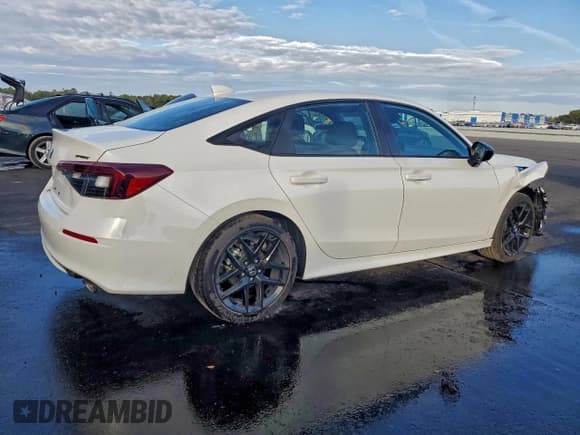 ✅ 2026 Honda Civic Sport • VIN: 2HGFE2F56TH523308 • Lot: 94509905. Wystawiony na Copart z przebiegiem 1 880 mil. Bezpłatny archiwum sprzedaży aukcyjnych z USA i szczegółowy raport historii pojazdu na DreamBid. Zdjęcie 3.