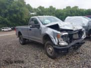 ✅ 2022 Ford F-250 XL • VIN: 1FTBF2B62NEF21705 • Lot: 39947332. Wystawiony na IAAI z przebiegiem 61 110 mil. Bezpłatny archiwum sprzedaży aukcyjnych z USA i szczegółowy raport historii pojazdu na DreamBid. Zdjęcie 1.