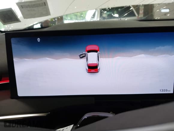 ✅ 2026 Genesis GV70 2.5T Select • VIN: 5NMMADTBXTH036768 • Lot: 42415388. Listed on IAAI with 1,359 mi. Free auction sales archive from the USA and detailed vehicle history report at DreamBid. Image 7.