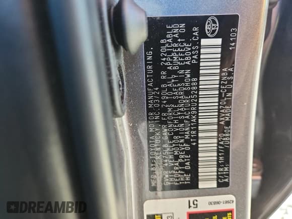 ✅ 2024 Toyota Camry LE • VIN: 4T1R11AK9RU252888 • Лот: 82572425. Опубликован ранее на Copart с пробегом 65 119 миль. Бесплатный доступ к архиву аукционных продаж из США и подробный отчёт об истории автомобиля на DreamBid. Изображение 12.