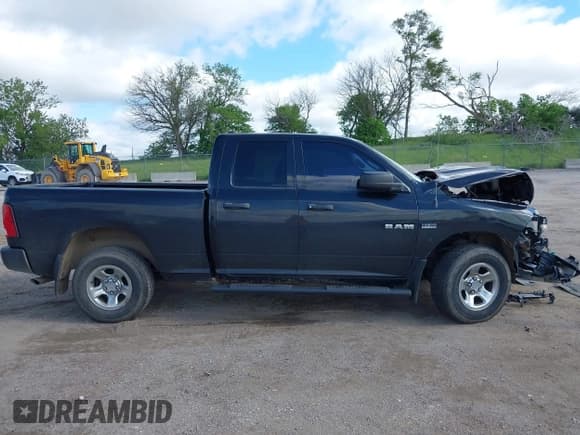 ✅ 2009 Dodge 1500 TRX • VIN: 1D3HV18P29S781124 • Lot: 42253416. Wystawiony na IAAI z przebiegiem 158 468 mil. Bezpłatny archiwum sprzedaży aukcyjnych z USA i szczegółowy raport historii pojazdu na DreamBid. Zdjęcie 14.