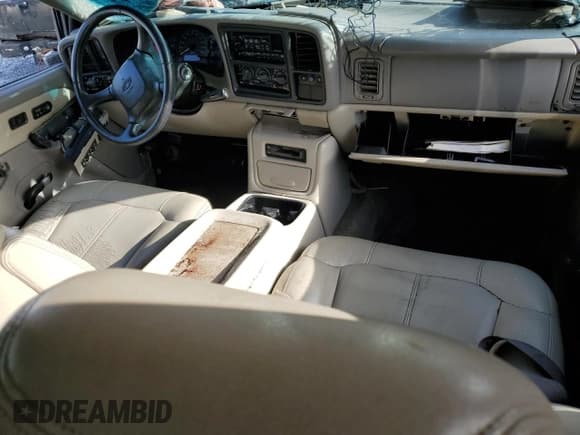 ✅ 2002 Chevrolet Suburban LT • VIN: 1GNEC16Z02J235866 • Лот: 60727825. Опубликован ранее на Copart с пробегом Не указан. Бесплатный доступ к архиву аукционных продаж из США и подробный отчёт об истории автомобиля на DreamBid. Изображение 8.