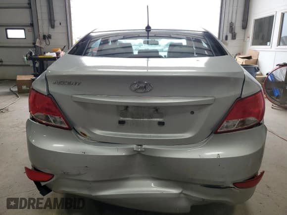 ✅ 2017 Hyundai Accent SE • VIN: KMHCT4AE0HU316634 • Лот: 62406954. Опубликован ранее на Copart с пробегом 123 883 миль. Бесплатный доступ к архиву аукционных продаж из США и подробный отчёт об истории автомобиля на DreamBid. Изображение 6.