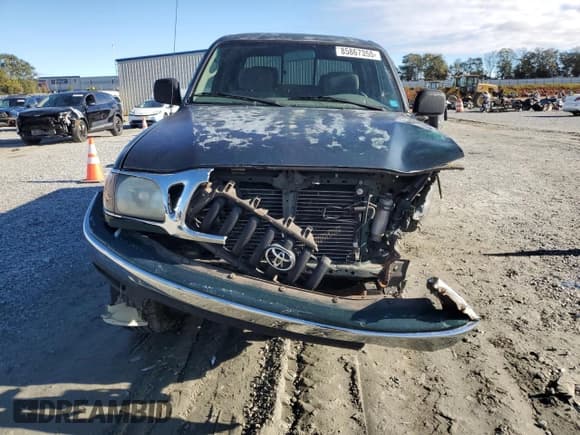 ✅ 2001 Toyota Tacoma PreRunner • VIN: 5TEGN92N31Z816280 • Lot: 85867355. Listed on Copart with 179,411 mi. Free auction sales archive from the USA and detailed vehicle history report at DreamBid. Image 5.