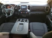 ✅ 2019 Chevrolet Silverado 1500 RST • VIN: 3GCPWDEKXKG140960 • Lot: 78224254. Listed on Copart with 111,124 mi. Free auction sales archive from the USA and detailed vehicle history report at DreamBid. Image 8.