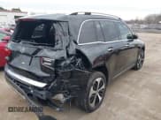 ✅ 2024 Mercedes-Benz GLB 250 • VIN: W1N4M4GB2RW350866 • Lot: 41305559. Wystawiony na IAAI z przebiegiem 8 899 mil. Bezpłatny archiwum sprzedaży aukcyjnych z USA i szczegółowy raport historii pojazdu na DreamBid. Zdjęcie 4.