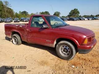 1994 Chevrolet S-10 с VIN 1GCCS1443R8116561, выставлен на аукционе Copart как лот 74913124 с пробегом 173 946 миль миль и Списание • Salvage title. История ставок и продаж доступна на DreamBid. Изображение 4.