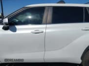 ✅ 2023 Toyota Highlander Hybrid LE • VIN: 5TDZARAHXPS521120 • Лот: 43486764. Опубликован ранее на IAAI с пробегом 86 264 миль. Бесплатный доступ к архиву аукционных продаж из США и подробный отчёт об истории автомобиля на DreamBid. Изображение 14.