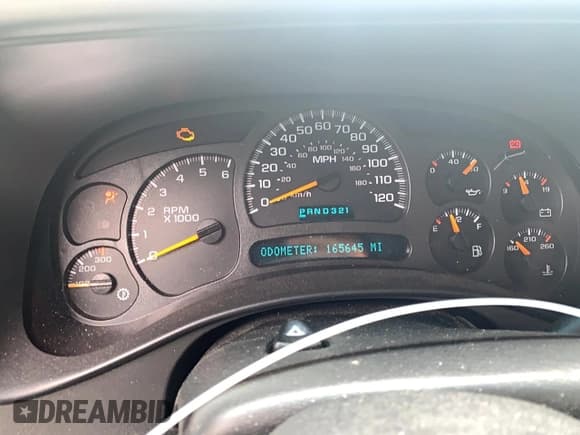 ✅ 2003 Chevrolet Silverado 1500HD LS • VIN: 1GCGK13U63F242001 • Лот: 64639004. Опубликован ранее на Copart с пробегом 165 645 миль. Бесплатный доступ к архиву аукционных продаж из США и подробный отчёт об истории автомобиля на DreamBid. Изображение 9.