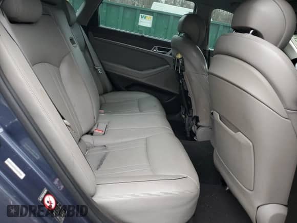 2015 Hyundai Genesis 3.8L with VIN KMHGN4JE1FU042806, listed as a Copart auction lot 80960474 with 66,542 mi miles and Clean title. Bid and sale history available at DreamBid. Image 10.