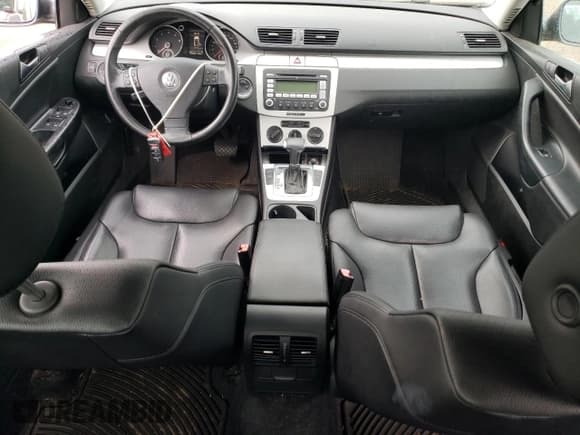 ✅ 2009 Volkswagen Passat Komfort • VIN: WVWJK73CX9P055380 • Лот: 65812774. Опубликован ранее на Copart с пробегом 170 237 миль. Бесплатный доступ к архиву аукционных продаж из США и подробный отчёт об истории автомобиля на DreamBid. Изображение 8.