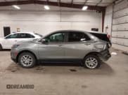 ✅ 2024 Chevrolet Equinox LT • VIN: 3GNAXUEG1RL337054 • Lot: 43627108. Wystawiony na IAAI z przebiegiem 29 627 mil. Bezpłatny archiwum sprzedaży aukcyjnych z USA i szczegółowy raport historii pojazdu na DreamBid. Zdjęcie 15.