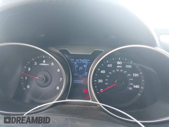 ✅ 2012 Hyundai Veloster w/Gray Int • VIN: KMHTC6AD5CU027521 • Lot: 41531639. Wystawiony na IAAI z przebiegiem 147 405 mil. Bezpłatny archiwum sprzedaży aukcyjnych z USA i szczegółowy raport historii pojazdu na DreamBid. Zdjęcie 7.