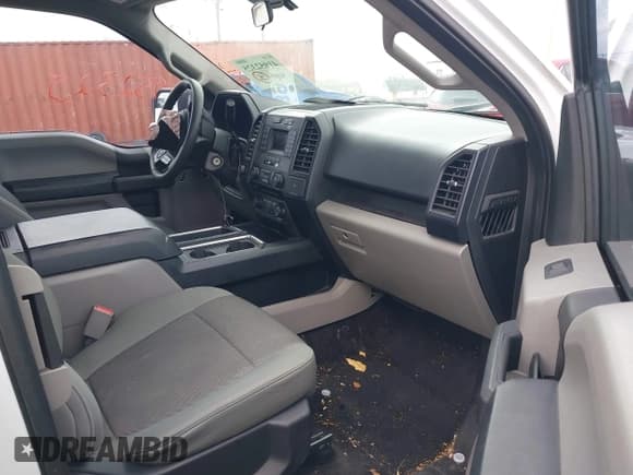 ✅ 2016 Ford F-150 XL • VIN: 1FTEX1CP6GFC79249 • Lot: 41952325. Listed on IAAI with 199,205 mi. Free auction sales archive from the USA and detailed vehicle history report at DreamBid. Image 5.