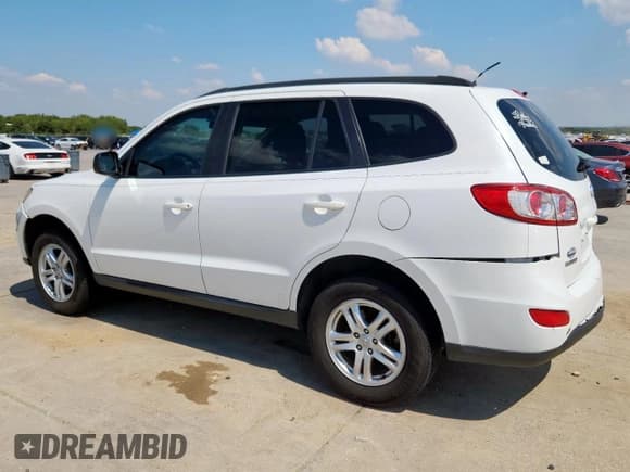 ✅ 2010 Hyundai Santa Fe GLS • VIN: 5NMSG3AB0AH398821 • Лот: 80789405. Опубликован ранее на Copart с пробегом 173 202 миль. Бесплатный доступ к архиву аукционных продаж из США и подробный отчёт об истории автомобиля на DreamBid. Изображение 2.