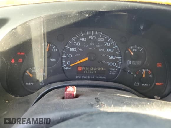 ✅ 2000 GMC Savana Cargo RV Conversion • VIN: 1GDFG15R0Y1133247 • Lot: 73437124. Wystawiony na Copart z przebiegiem 179 327 mil. Bezpłatny archiwum sprzedaży aukcyjnych z USA i szczegółowy raport historii pojazdu na DreamBid. Zdjęcie 9.