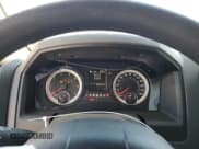 ✅ 2018 Ram 1500 Express • VIN: 1C6RR7FT7JS174927 • Lot: 82665295. Wystawiony na Copart z przebiegiem 86 331 mil. Bezpłatny archiwum sprzedaży aukcyjnych z USA i szczegółowy raport historii pojazdu na DreamBid. Zdjęcie 9.