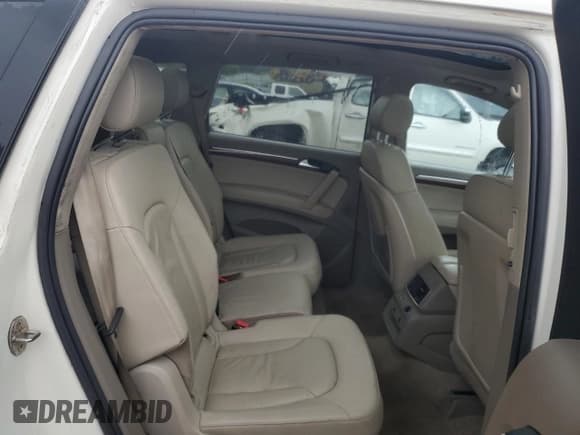 ✅ 2007 Audi Q7 Premium • VIN: WA1BY74LX7D040176 • Lot: 68776265. Listed on Copart with 104,059 mi. Free auction sales archive from the USA and detailed vehicle history report at DreamBid. Image 10.