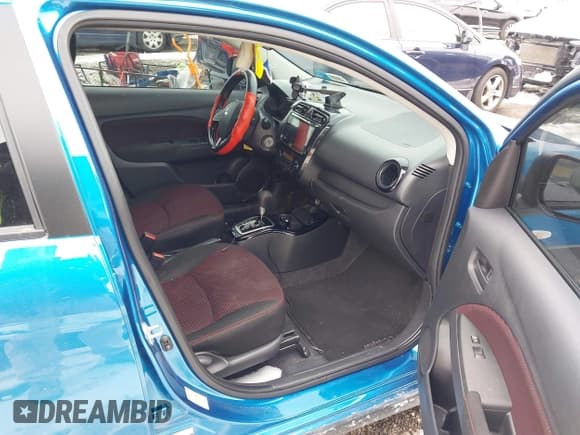✅ 2023 Mitsubishi Mirage Black Edition • VIN: ML32AWHJ6PH002758 • Lot: 41499694. Wystawiony na IAAI z przebiegiem 47 331 mil. Bezpłatny archiwum sprzedaży aukcyjnych z USA i szczegółowy raport historii pojazdu na DreamBid. Zdjęcie 5.