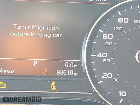 ✅ 2015 Audi A8 4.0T • VIN: WAU32AFD1FN030995 • Lot: 43468092. Wystawiony na IAAI z przebiegiem 93 610 mil. Bezpłatny archiwum sprzedaży aukcyjnych z USA i szczegółowy raport historii pojazdu na DreamBid. Zdjęcie 15.