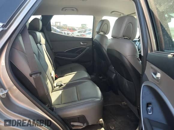 ✅ 2016 Hyundai Santa Fe Limited • VIN: 5XYZUDLA4GG312012 • Lot: 77541724. Wystawiony na Copart z przebiegiem 106 306 mil mil. Skorzystaj z bezpłatnego archiwum sprzedaży aukcyjnych z USA i zobacz szczegółowy raport historii pojazdu na DreamBid. Zdjęcie 11.