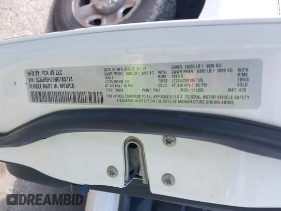 ✅ 2022 Ram 2500 Tradesman • VIN: 3C6UR5HJ9NG165718 • Lot: 42745302. Listed on IAAI with 94,773 mi. Free auction sales archive from the USA and detailed vehicle history report at DreamBid. Image 9.