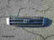 2003 Toyota Highlander z VIN JTEGD21A330069867, wystawiony jako Copart lot #84802535 z przebiegiem 128 895 mil mil oraz Czysty tytuł • Clean title. Historia ofert i sprzedaży dostępna na DreamBid. Obrazek 13.