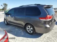 ✅ 2014 Toyota Sienna LE • VIN: 5TDKK3DC7ES433781 • Lot: 91666365. Listed on Copart with 350,438 mi. Free auction sales archive from the USA and detailed vehicle history report at DreamBid. Image 2.