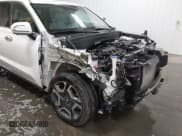 ✅ 2024 Hyundai Palisade Limited • VIN: KM8R5DGE2RU665937 • Lot: 43476525. Wystawiony na IAAI z przebiegiem 18 282 mil. Bezpłatny archiwum sprzedaży aukcyjnych z USA i szczegółowy raport historii pojazdu na DreamBid. Zdjęcie 6.