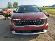 ✅ 2025 Kia Carnival LXS • VIN: KNDNB5K39S6462092 • Lot: 64713465. Wystawiony na Copart z przebiegiem 8 460 mil. Bezpłatny archiwum sprzedaży aukcyjnych z USA i szczegółowy raport historii pojazdu na DreamBid. Zdjęcie 5.