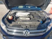 ✅ 2013 Volkswagen Tiguan S • VIN: WVGBV3AX4DW580441 • Lot: 43699661. Wystawiony na IAAI z przebiegiem 155 656 mil. Bezpłatny archiwum sprzedaży aukcyjnych z USA i szczegółowy raport historii pojazdu na DreamBid. Zdjęcie 10.