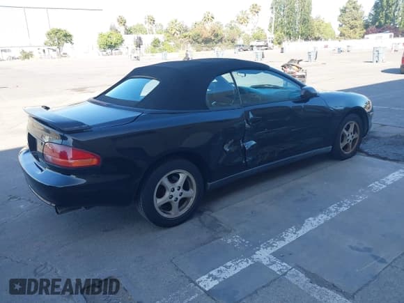 ✅ 1998 Toyota Celica GT • VIN: JT5FG02T6W0047793 • Lot: 42312714. Wystawiony na IAAI z przebiegiem 146 201 mil. Bezpłatny archiwum sprzedaży aukcyjnych z USA i szczegółowy raport historii pojazdu na DreamBid. Zdjęcie 4.