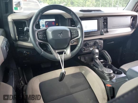 ✅ 2021 Ford Bronco • VIN: 1FMDE5BHXMLA96979 • Lot: 57878665. Listed on Copart with 20,893 mi. Free auction sales archive from the USA and detailed vehicle history report at DreamBid. Image 8.