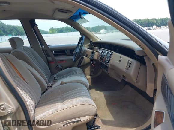 ✅ 1992 Buick Regal Custom • VIN: 2G4WB54LXN1431202 • Лот: 42770648. Опубликован ранее на IAAI с пробегом 176 159 миль. Бесплатный доступ к архиву аукционных продаж из США и подробный отчёт об истории автомобиля на DreamBid. Изображение 5.